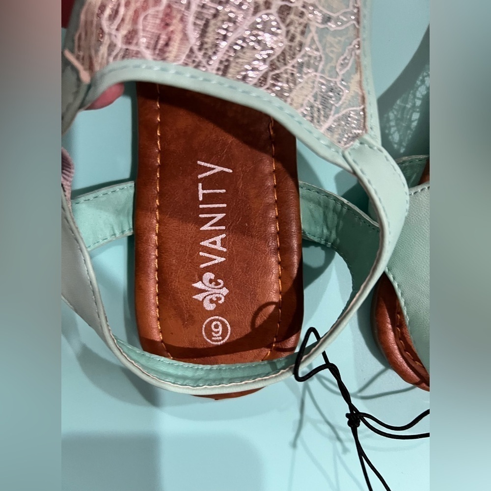 NEW NWT Vanity mint green sandals women’s 9 lacy - Picture 3 of 6